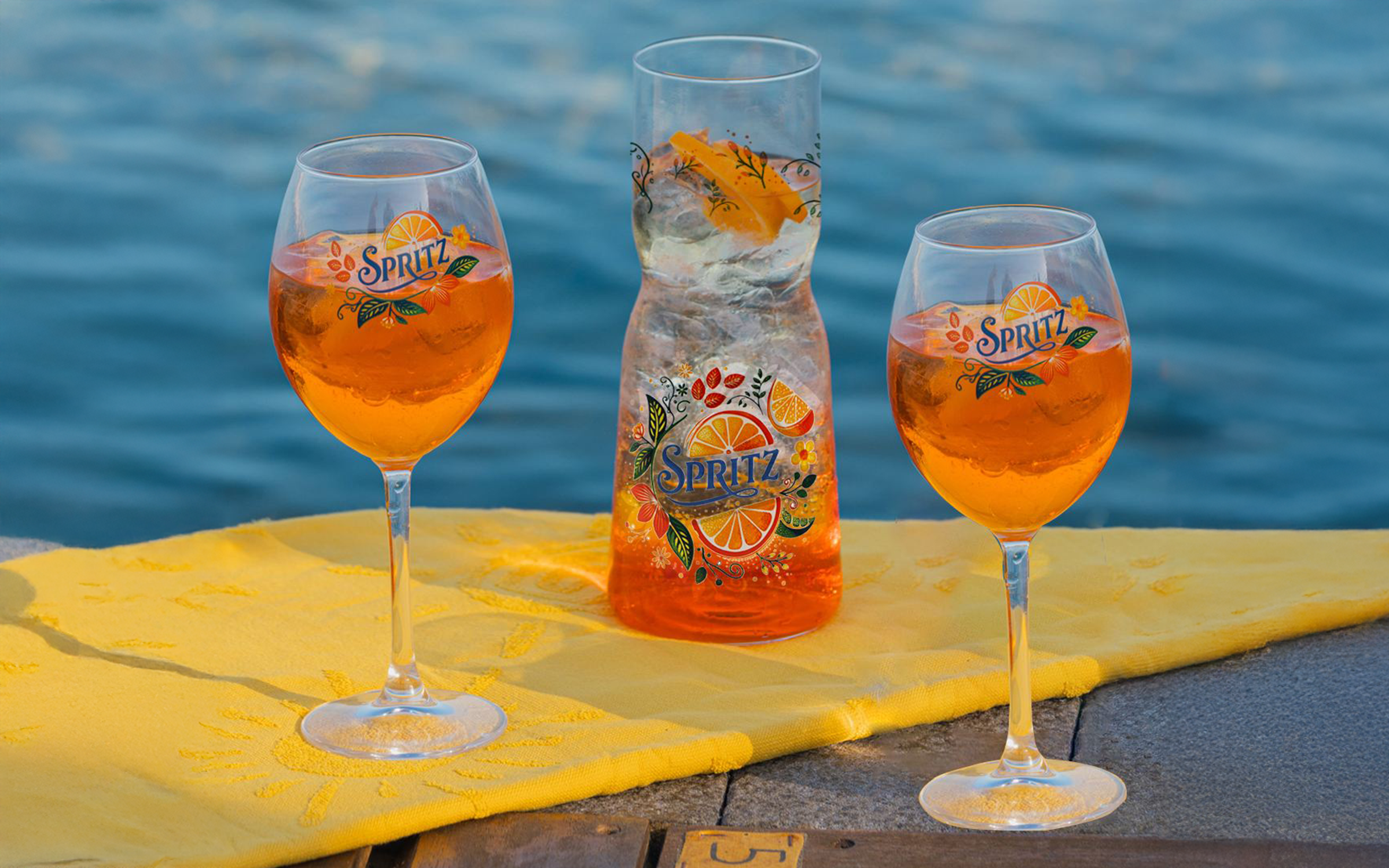 Σετ καράφα με 2 τεμ. ποτήρια Cocktail, διαφανής  1